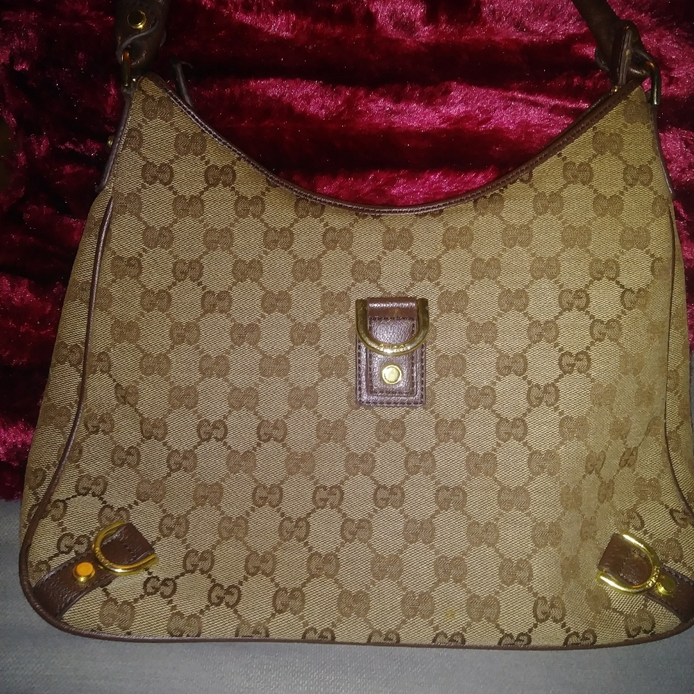 Authentic GUCCI HANDBAG